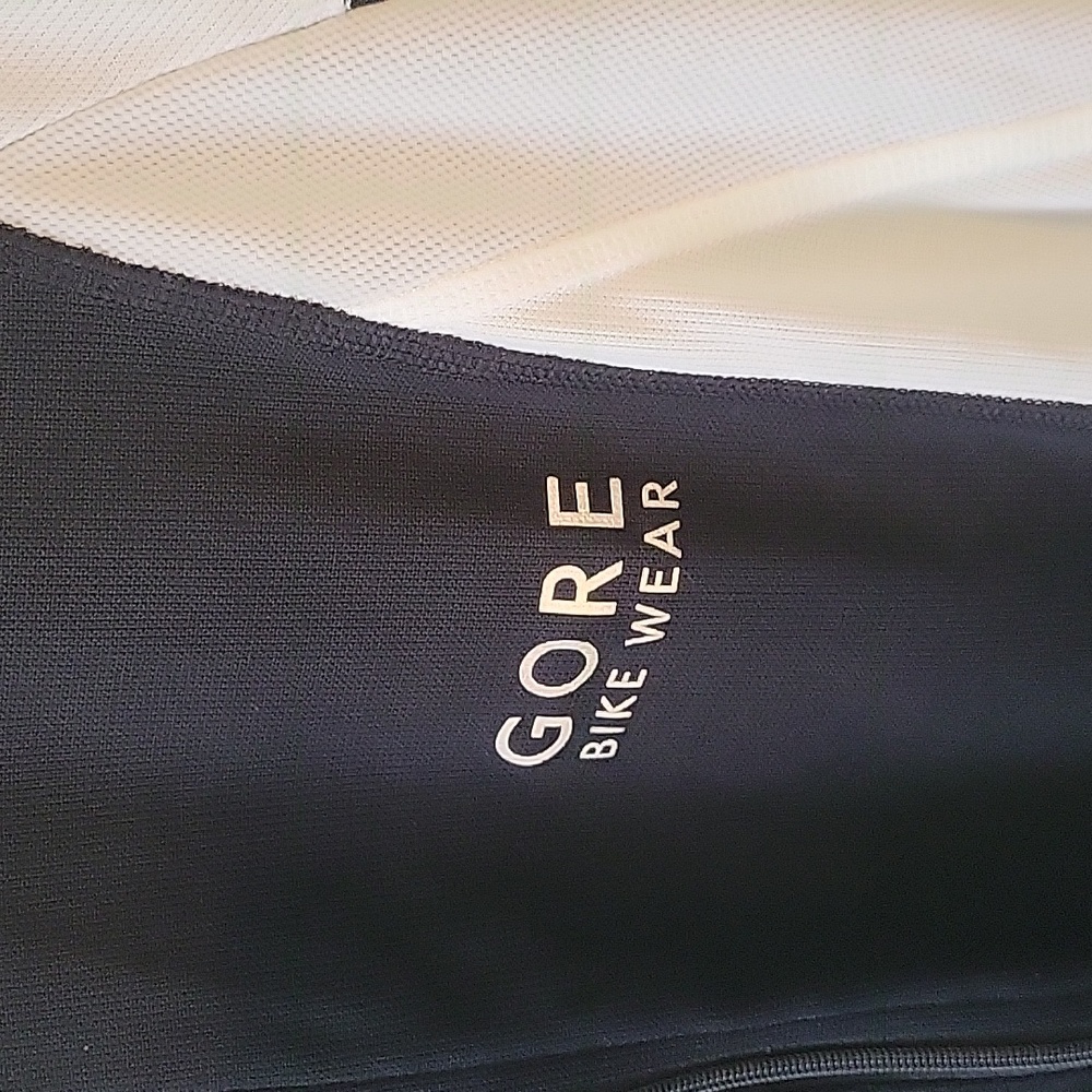 Gore Bike Wear Full Zip Short Sleeve Shirt - Picture 2 of 6